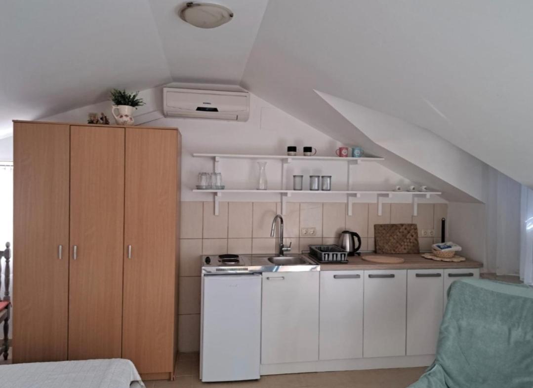 Guesthouse Ursic Selca  외부 사진